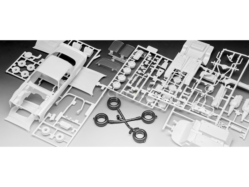 Revell Chevrolet Camaro Z/28 (1:25) (giftset)