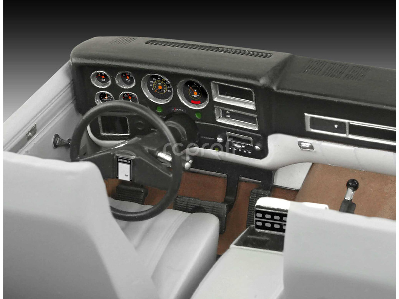Revell Chevrolet K5 Blazer 1985 (1:25)