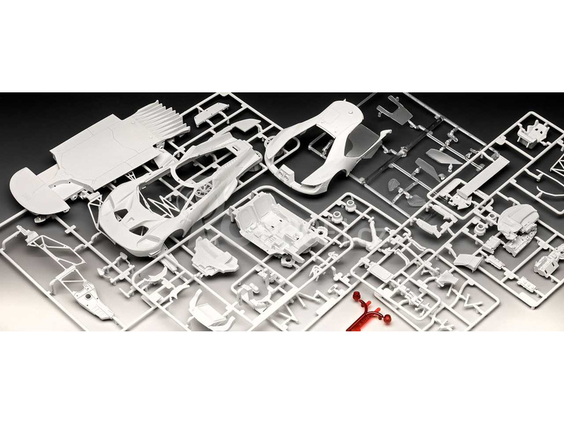 Revell Ford GT Le Mans 2017 (1:24) (sada)
