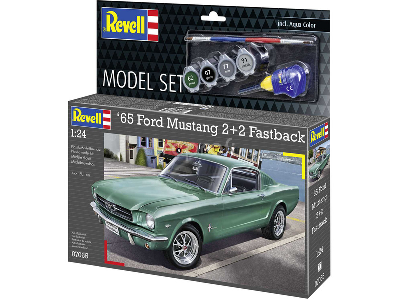 Revell Ford Mustang 1965 2+2 Fastback (1:24)
