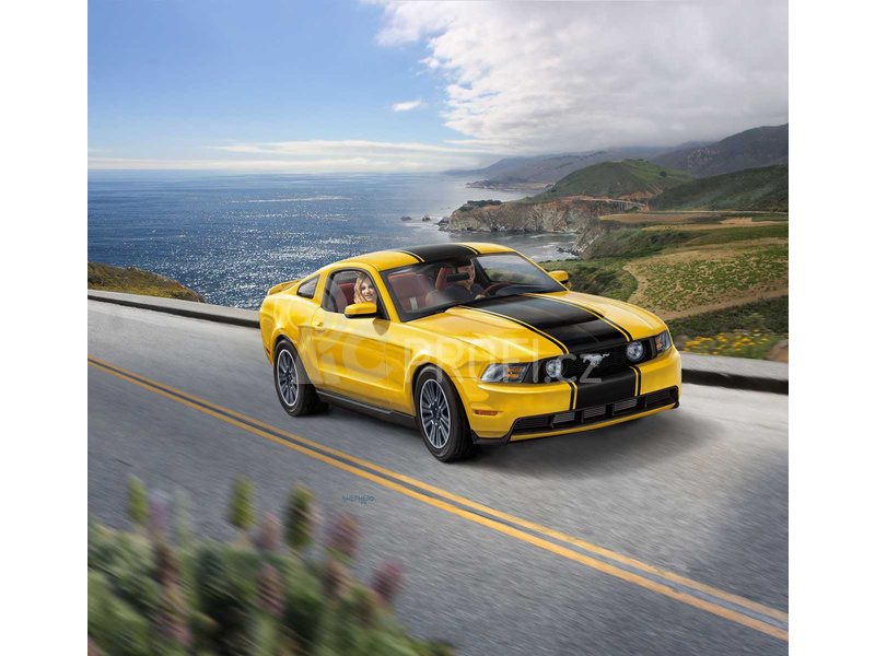 Revell Ford Mustang GT 2010 (1:25) set