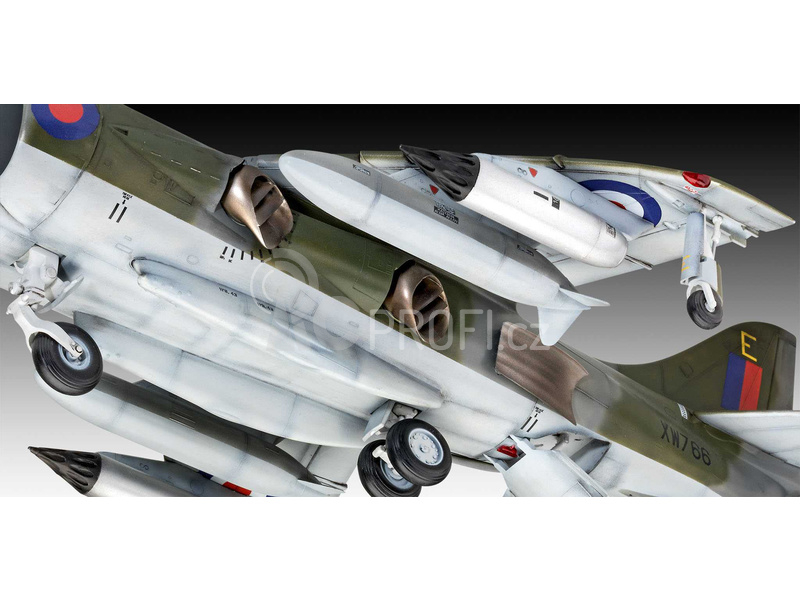 Revell Hawker Siddeley Harrier GR.1 (1:32) (giftse