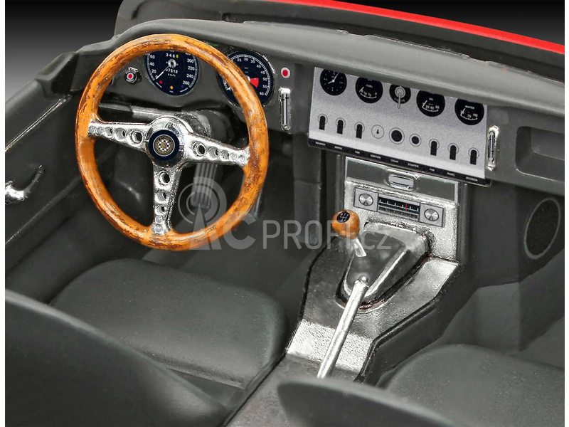 Revell Jaguar E-Type Coupé (1:24) (sada)