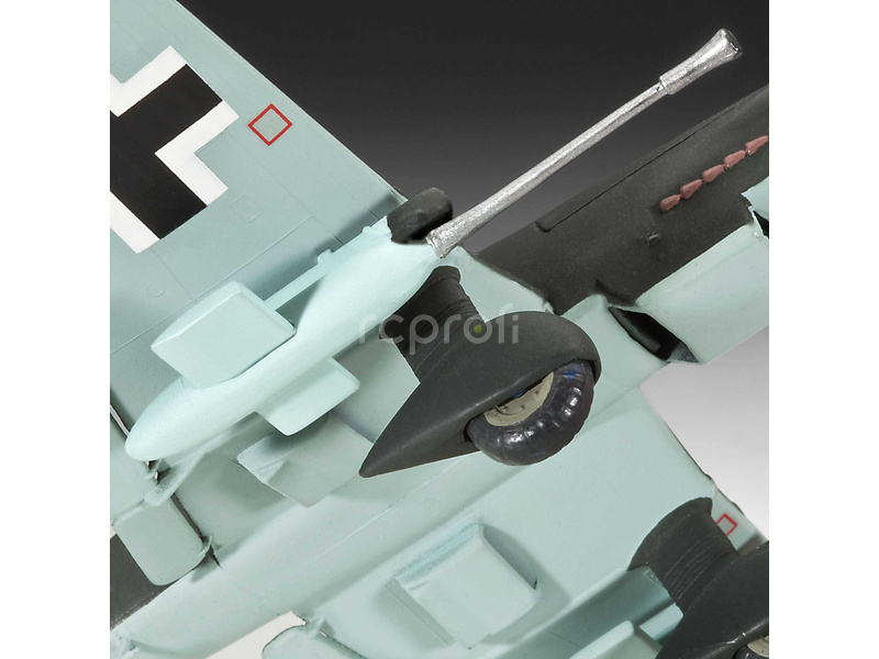 Revell Junkers Ju87 G/D Tank Buster (1:72) (Starter Kit)