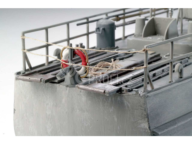Revell Lürssen S-100 Class (1:72)