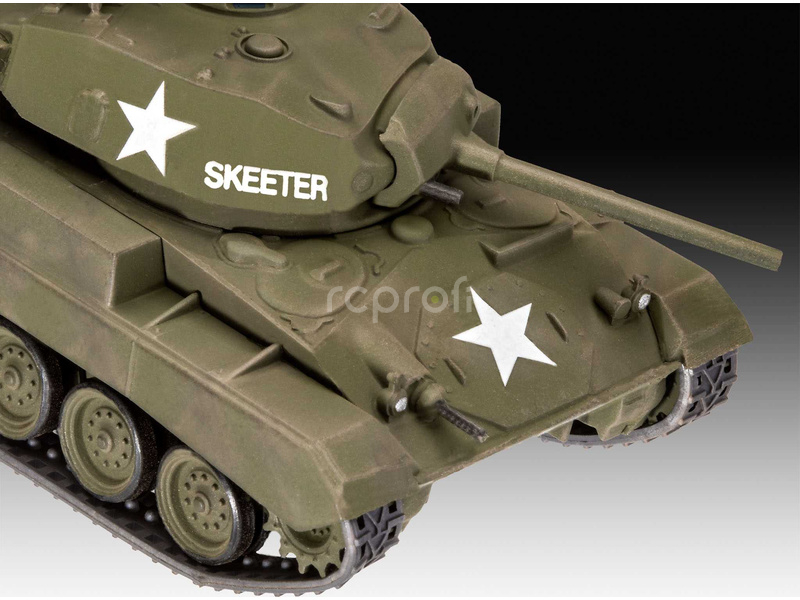 Revell M24 Chaffee (1:76) (sada)