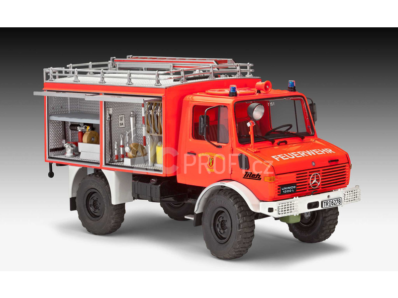 Revell Mercedes-Benz Unimog U 1300 L TLF 8/18 (1:24)