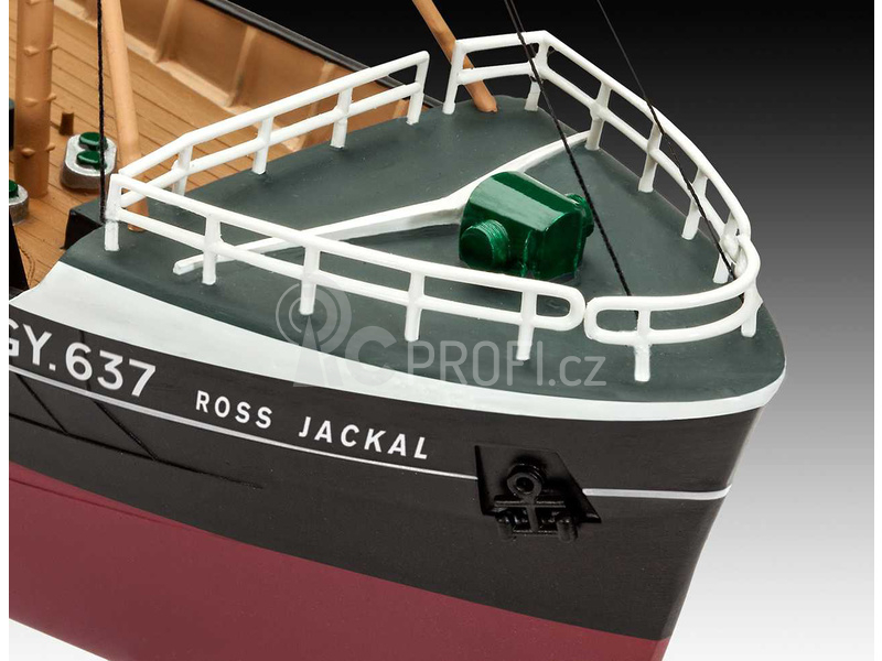 Revell Northsea Fishing Trawler 1:142