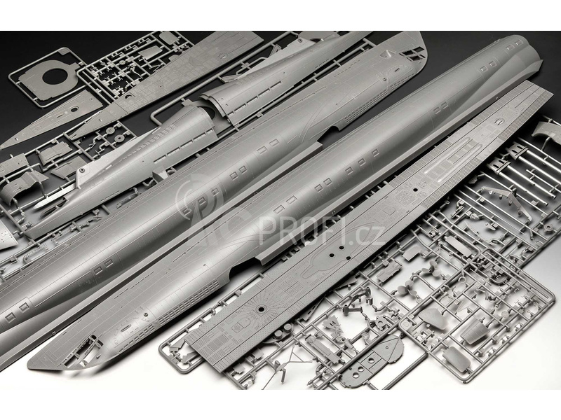 Revell ponorka Type IXC U67/U154 (1:72)