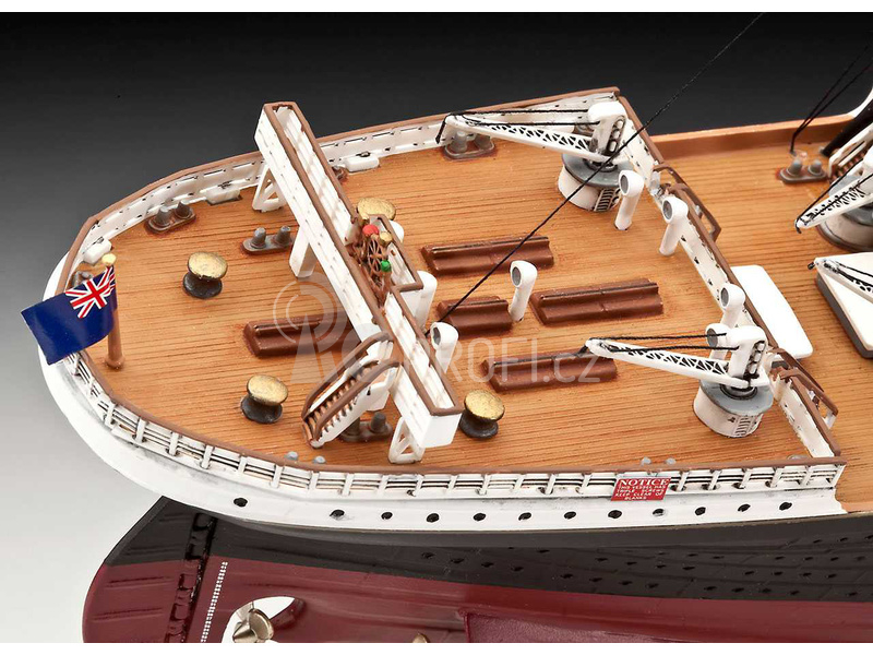 Revell R.M.S. Titanic 100th anniversary giftset