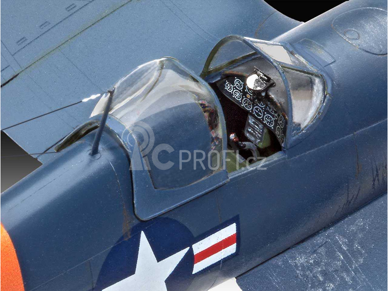 Revell Stíhačka F4U-4 Corsair (1:72)
