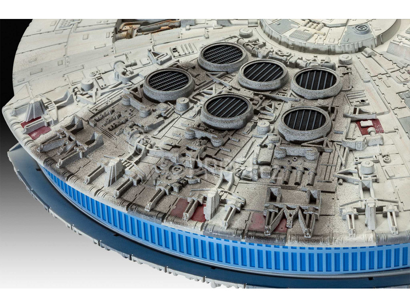 Revell SW - Millennium Falcon (1:72) (Gift-Set)