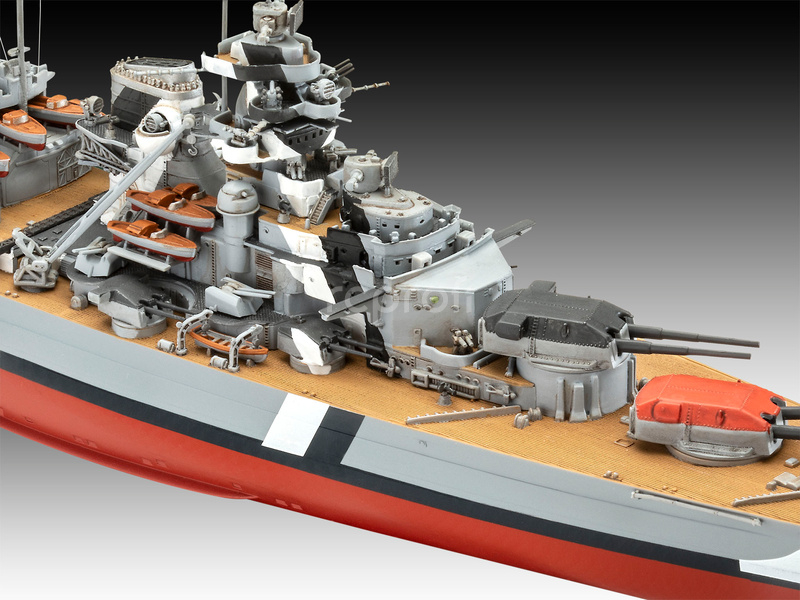 Revell The Legendary Bismarck (1:700 + 1:1200) (giftset)