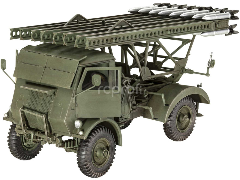 Revell W.O.T. 8 BM-13-16 Katyusha/Cargo (1:35) (sada)