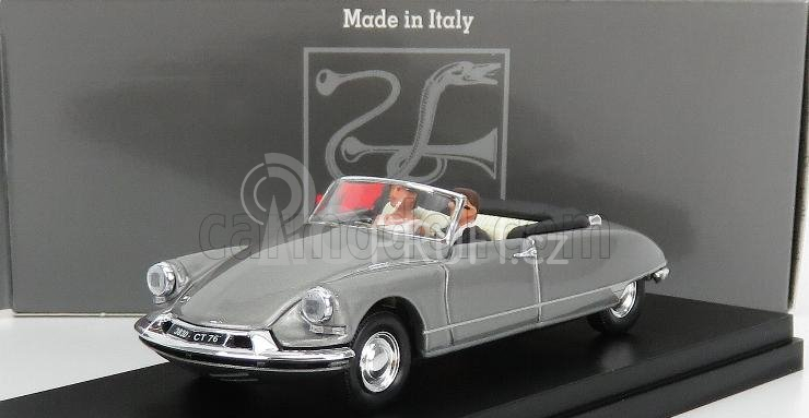 Rio-models Citroen Ds 19 Cabriolet Just Married 1961 With Figures 1:43 Grey