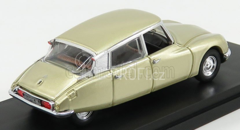 Rio-models Citroen Ds21 Berline Ch.1000.000 1969 1:43 Gold