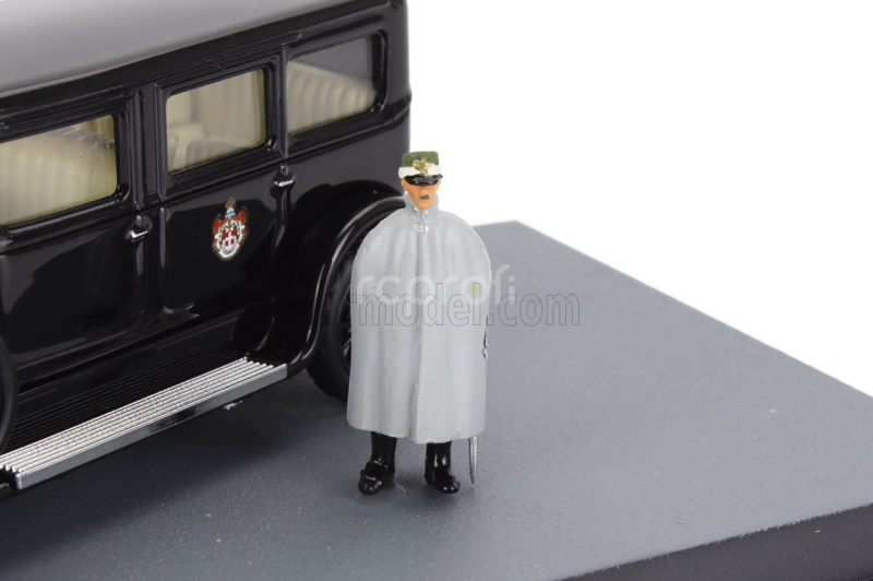 Rio-models Fiat 519s Limousine 1929 With (king) Re Vittorio Emanuele Iii Figure 1:43 Black