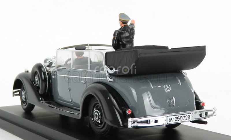 Rio-models Mercedes benz 770k Cabriolet Open 1942 With Hitler And Driver Figures 1:43 Šedá Černá