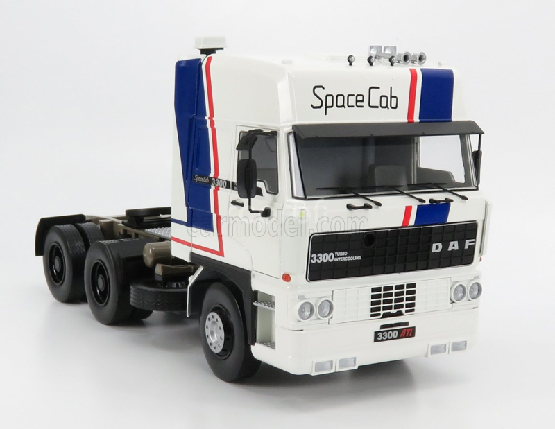 Road-kings DAF 3600 Space Cab Tractor Truck 3-assi 1982 1:18 Bílá Modrá Červená