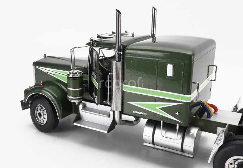 Road-kings Kenworth W900 Tractor Truck 3-assi Moving On 1989 1:18 Zelená