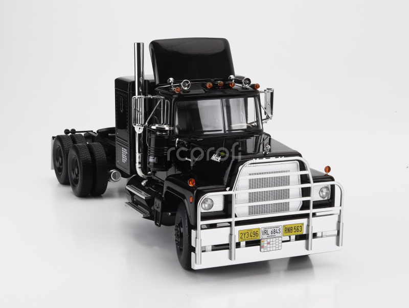 Road-kings Mack Rl700l Tractor Truck 3-assi 1974 1:18 Black