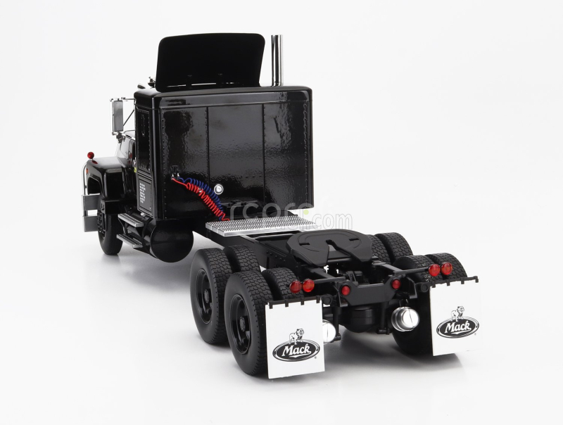 Road-kings Mack Rl700l Tractor Truck 3-assi 1974 1:18 Black