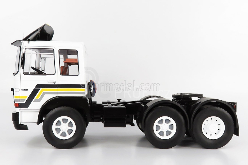 Road-kings MAN F8 Tractor Truck 3-assi 1978 1:18 Bílá Černá Žlutá