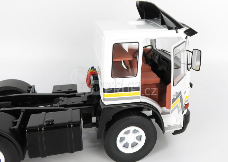 Road-kings MAN F8 Tractor Truck 3-assi 1978 1:18 Bílá Černá Žlutá
