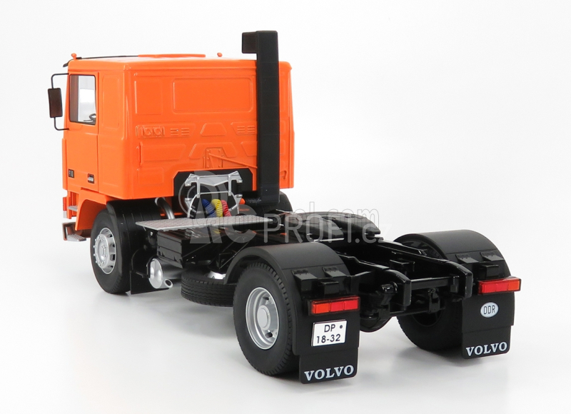 Road-kings Volvo F10 Turbo 6 Tractor Truck 2-assi With Decal Set 1977 1:18 Oranžová Černá