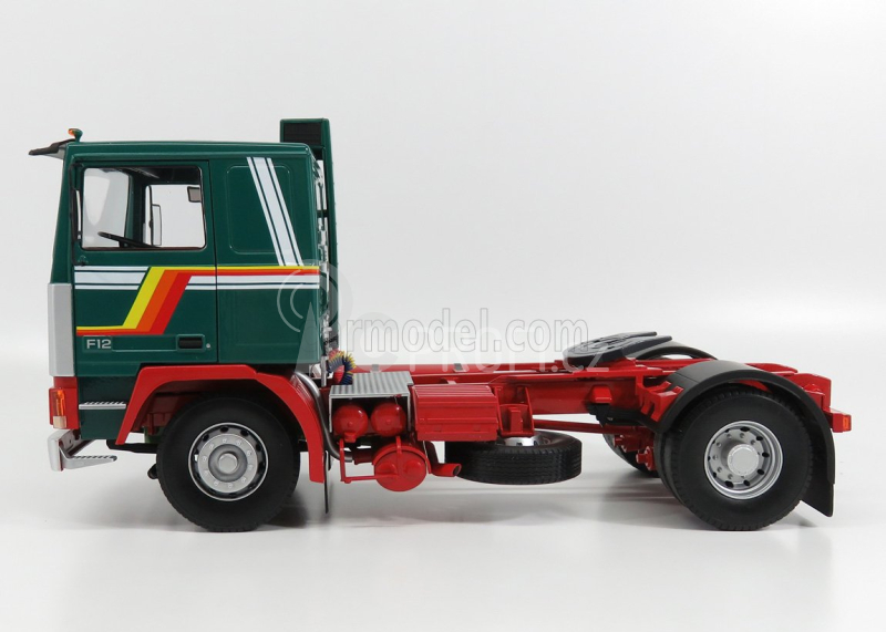 Road-kings Volvo F12 Tractor Truck 1977 1:18 Zelená Červená
