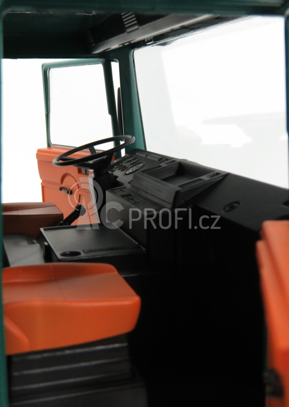 Road-kings Volvo F12 Tractor Truck 1977 1:18 Zelená Červená