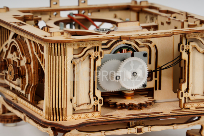 RoboTime 3D dřevěné mechanické puzzle Gramofon (elektrický pohon)