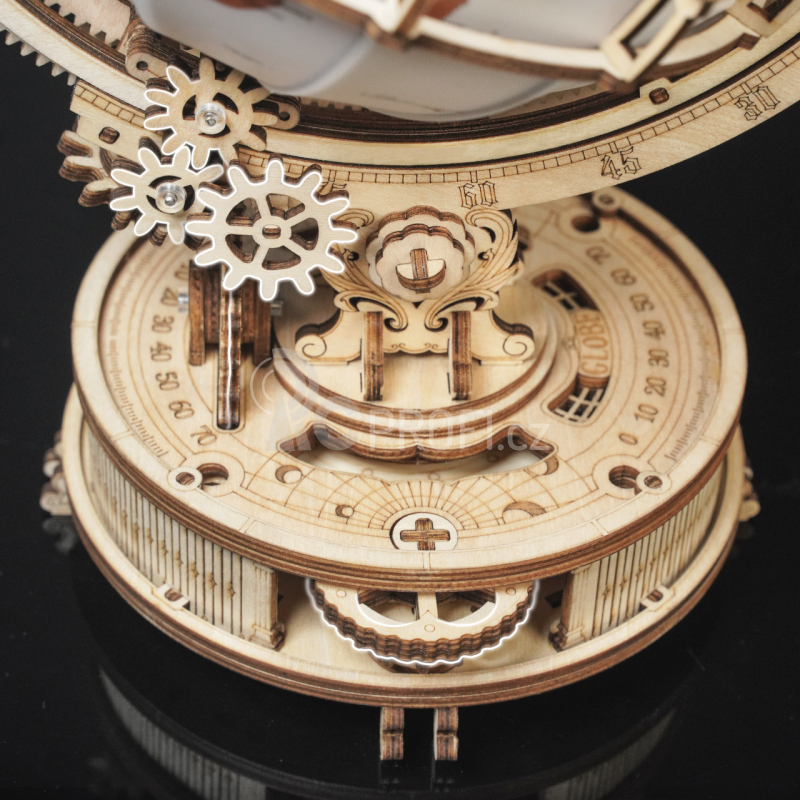 RoboTime 3D dřevěné mechanické puzzle Svítící glóbus
