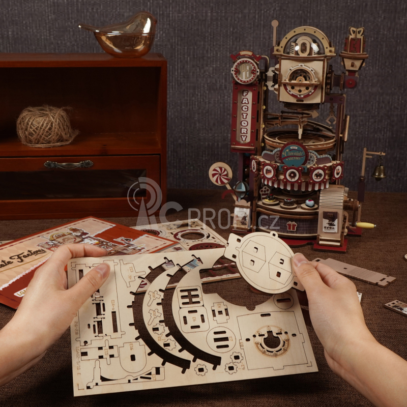 RoboTime 3D skládačka kuličkové dráhy Továrna na čokoládu
