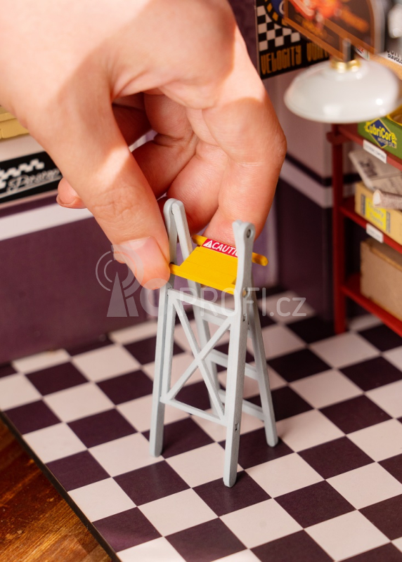 RoboTime miniatura domečku Garáž