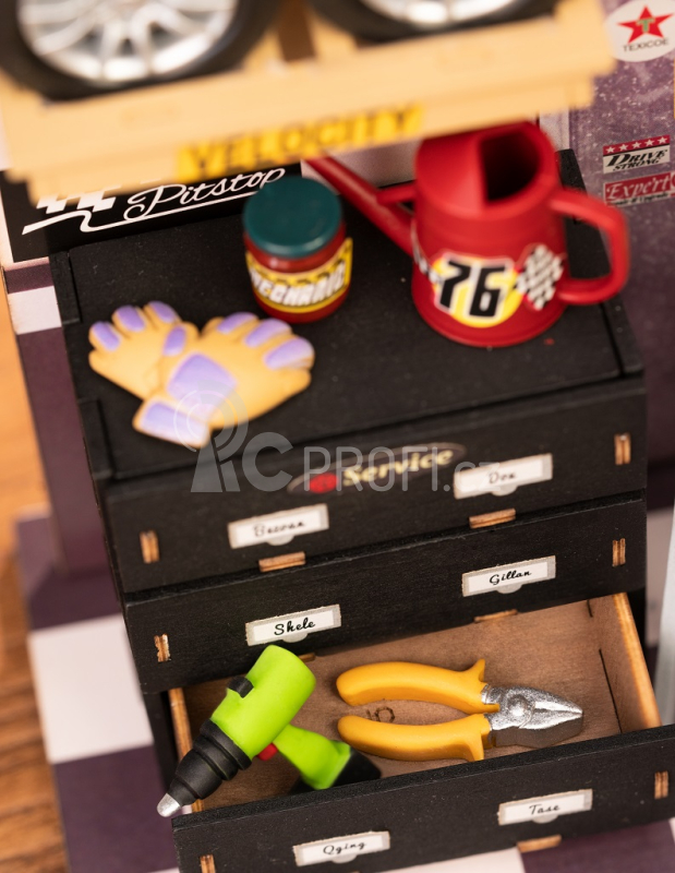 RoboTime miniatura domečku Garáž