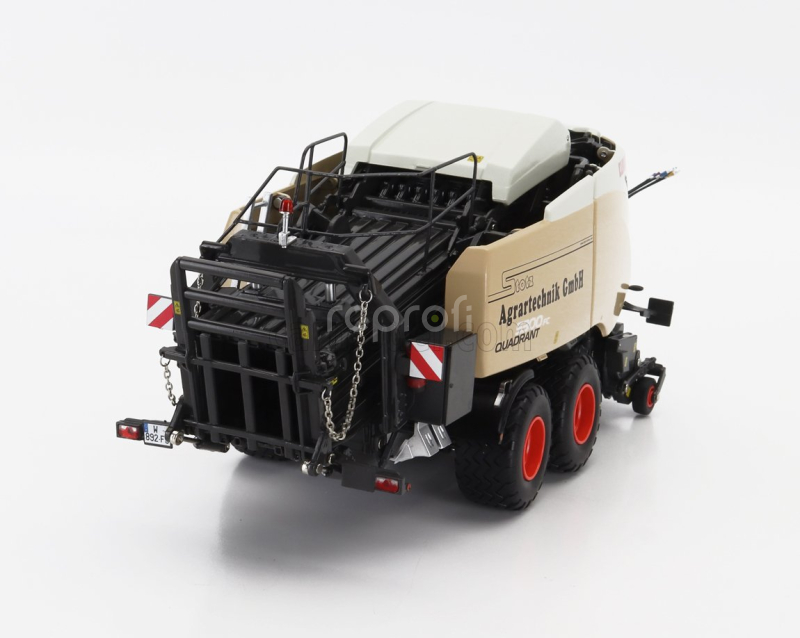 Ros-model Claas Quadrant 5300 Stotz Design - Pressa Alta Densita' 2015 1:32 Šedá Béžová Černá