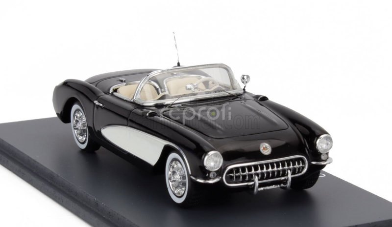Schuco Chevrolet Corvette C1 V8 Spider 1956 1:43 Černá Stříbrná