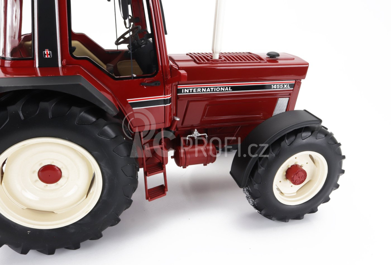 Schuco International 1455 Xl Tractor 1989 1:18 Červená Bílá