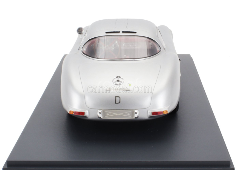 Schuco Mercedes benz 300 Slr Uhlenhaut Coupe 1955 1:12 Silver