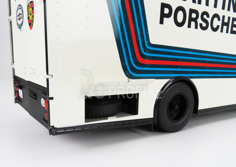 Schuco Mercedes benz O317 Truck Car Transporter Porsche Martini Racing 1968 1:18 Bílá Modrá