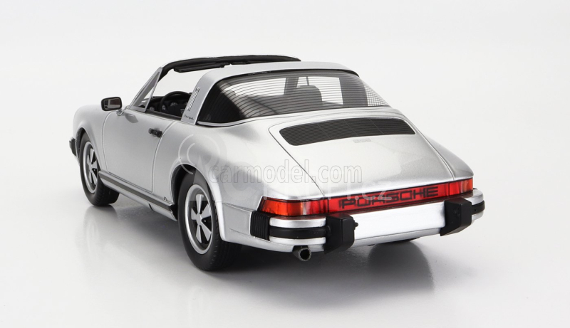 Schuco Porsche 911 Targa 1977 1:18 Silver