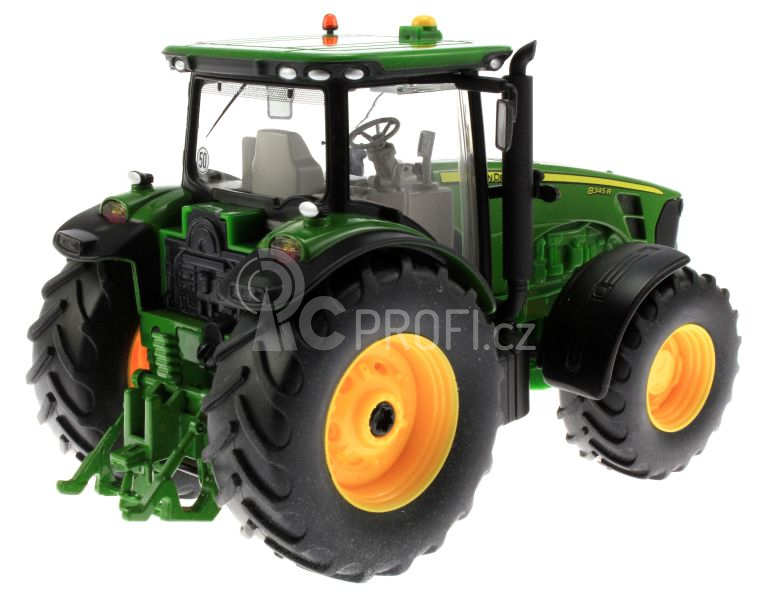 RC traktor John Deere