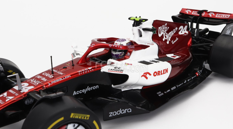 Solido Alfa romeo F1  C42 Team Orlen Racing N 24 Canada Gp 2022 Guanyu Zhou 1:18 Bílá Červená Met
