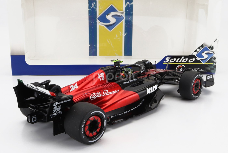 Solido Alfa romeo F1  C43 Team Stake N 24 Spanish Gp 2023 Guanyu Zhou 1:18 Černá Červená