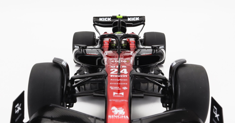 Solido Alfa romeo F1  C43 Team Stake N 24 Spanish Gp 2023 Guanyu Zhou 1:18 Černá Červená
