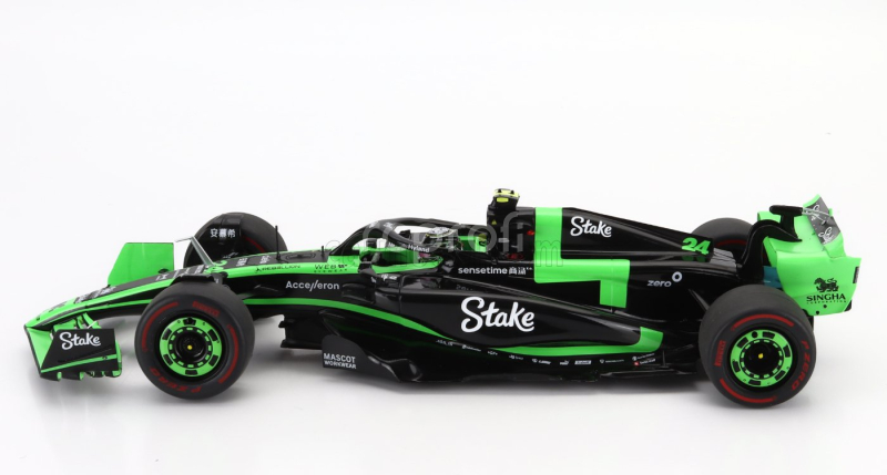 Solido Sauber F1  C44 Team Stake Kick N 24 Bahrain Gp 2024 Zhou Guanyu 1:18 Zelená Černá