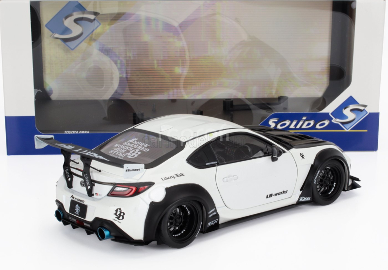 Solido Toyota Gr86 Lbwk Body Kit Coupe 2024 1:18 Bílá Perleťová Černá