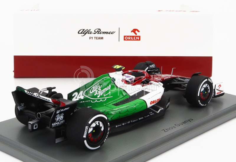 Spark-model Alfa romeo F1  C42 Team Orlen Racing N 24 Azerbaijan Gp 2022 Guanyu Zhou 1:43 Bílá Červená Zelená
