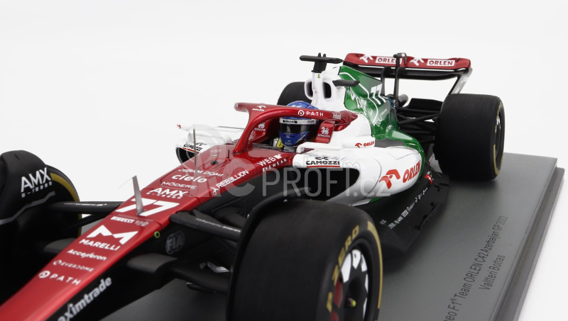 Spark-model Alfa romeo F1  C42 Team Orlen Racing N 77 Azerbaijan Gp 2022 Valtteri Bottas - Con Vetrina - With Showcase - Special Box 1:18 Bílá Červená Zelená